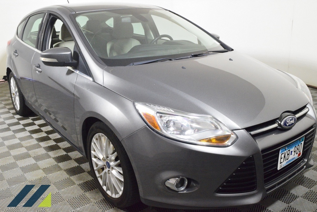 Pre-Owned 2012 Ford Focus SEL 4D Hatchback in Minnetonka #6U10998A ...