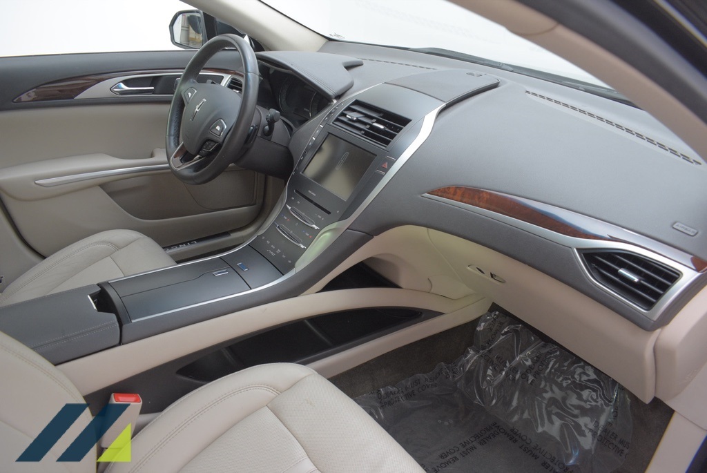 Pre Owned 2016 Lincoln MKZ Base 4D Sedan in Minnetonka LB